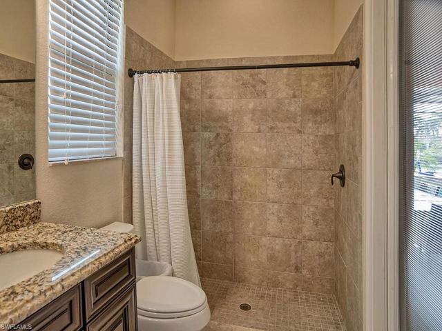 9634 Firenze CIR, Naples, FL 34113