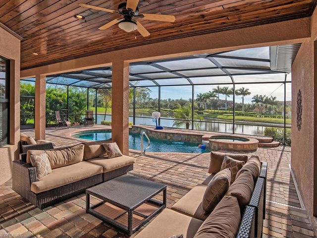 9634 Firenze CIR, Naples, FL 34113