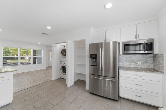 2916 Healey Drive, Dallas, TX 75228