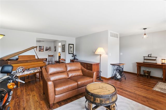 406 W Herr Street, Englewood, OH 45322