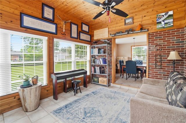 406 W Herr Street, Englewood, OH 45322