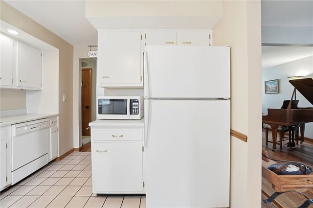 406 W Herr Street, Englewood, OH 45322