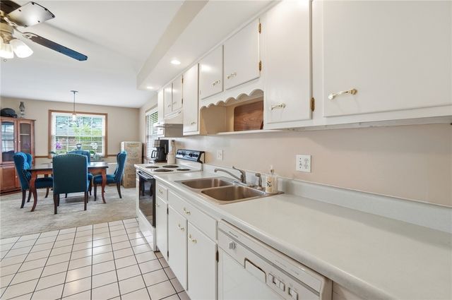 406 W Herr Street, Englewood, OH 45322