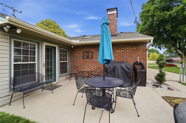 406 W Herr Street, Englewood, OH 45322
