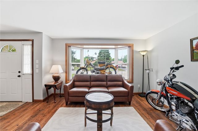 406 W Herr Street, Englewood, OH 45322