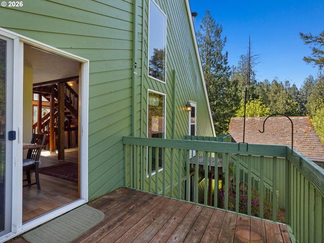 36250 Se HURLBURT Rd, Corbett, OR 97019
