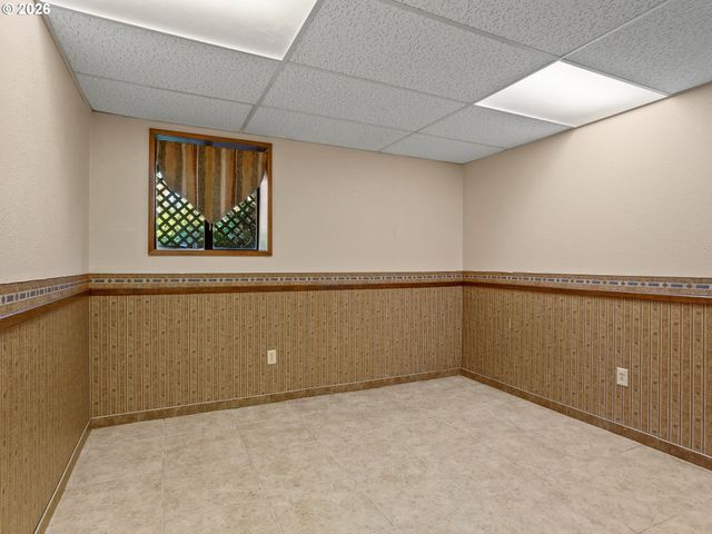 36250 Se HURLBURT Rd, Corbett, OR 97019