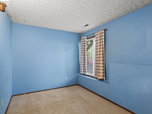 36250 Se HURLBURT Rd, Corbett, OR 97019