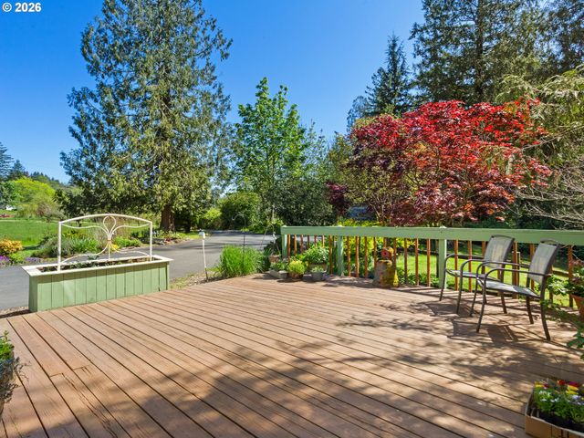 36250 Se HURLBURT Rd, Corbett, OR 97019