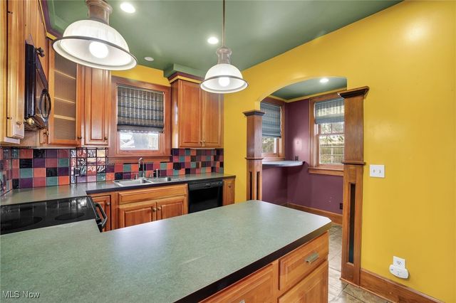 1640 Trinity Place NW, Canton, OH 44709