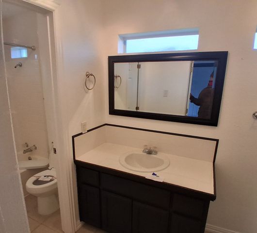 1028 Rs County Road 4261, Emory, TX 75440