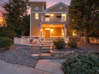 1977 Grays Peak Dr 201, Loveland, CO 80538