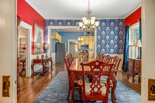 407 Robinson Street, Edna, TX 77957