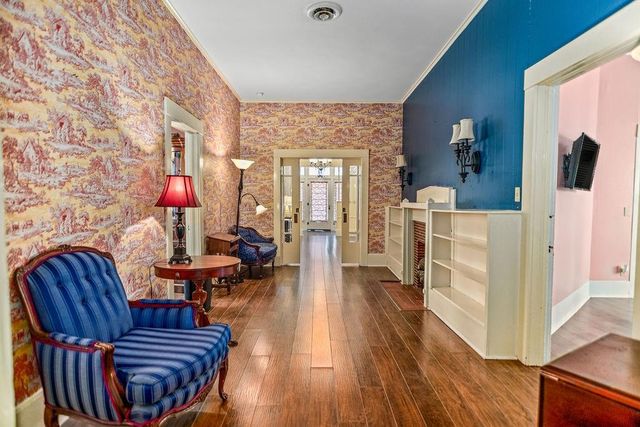 407 Robinson Street, Edna, TX 77957