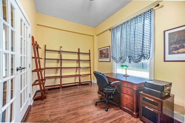 407 Robinson Street, Edna, TX 77957