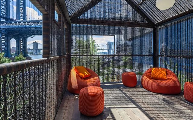 252 South Street 22-C, New York City, NY 10002