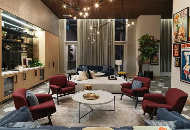 252 South Street 22-C, New York City, NY 10002