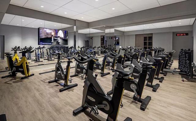 252 South Street 22-C, New York City, NY 10002