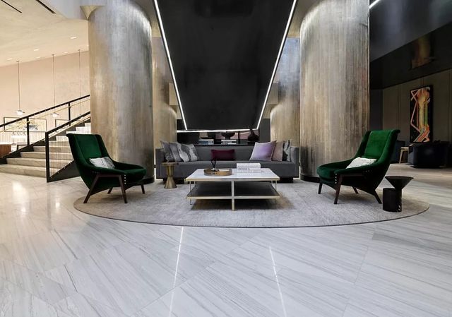 252 South Street 22-C, New York City, NY 10002