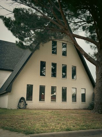 1600 W Westwind Dr, Fort Stockton, TX 79735