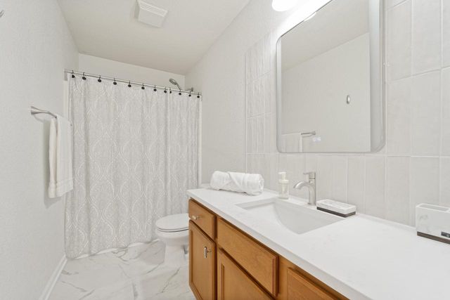 9125 Brandybrook TRAIL, Brown Deer, WI 53223