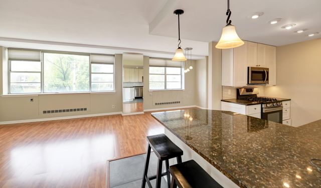 1620 E Broad Street, 402, Columbus, OH 43203