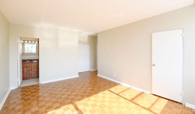 1620 E Broad Street, 402, Columbus, OH 43203