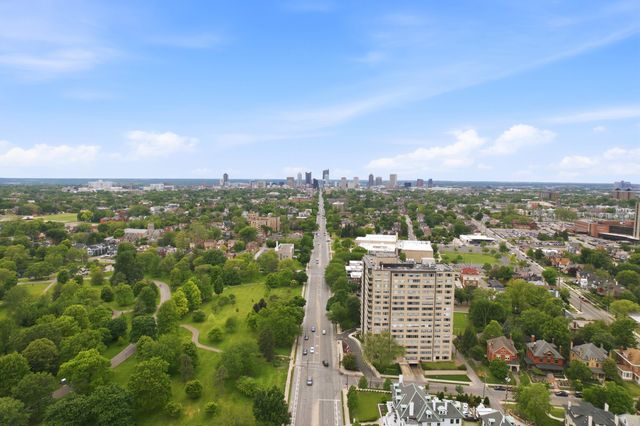 1620 E Broad Street, 402, Columbus, OH 43203
