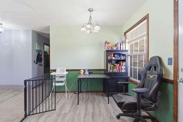 3753 W Harrison Street, Springfield, MO 65802