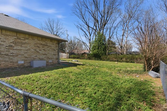 3753 W Harrison Street, Springfield, MO 65802