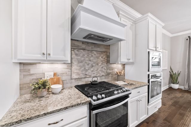 2336 Coppergate Way, Thompsons Station, TN 37179