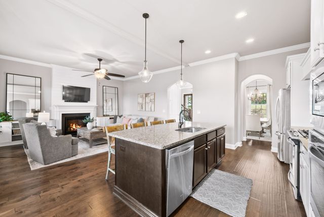 2336 Coppergate Way, Thompsons Station, TN 37179