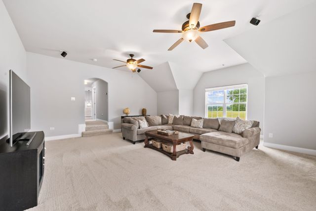 2336 Coppergate Way, Thompsons Station, TN 37179