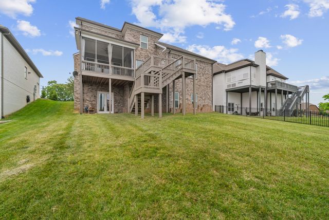 2336 Coppergate Way, Thompsons Station, TN 37179