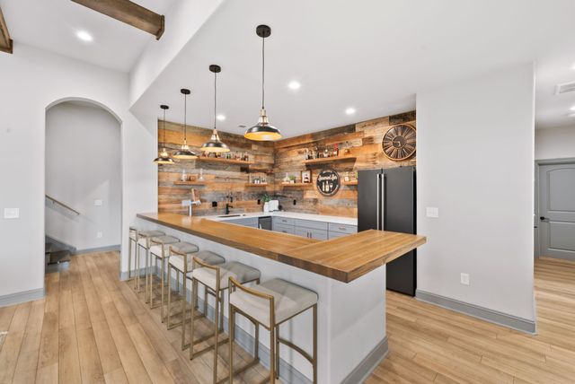 2336 Coppergate Way, Thompsons Station, TN 37179