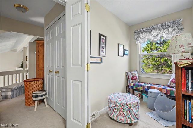 9809 Brookline Oval, Strongsville, OH 44136