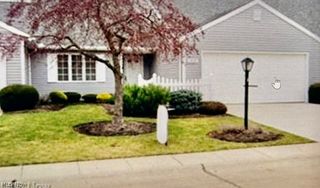 9809 Brookline Oval, Strongsville, OH 44136