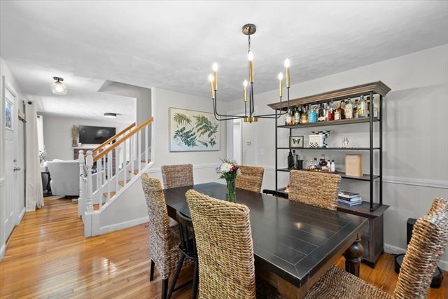 30 Chestnut St, Wrentham, MA 02093