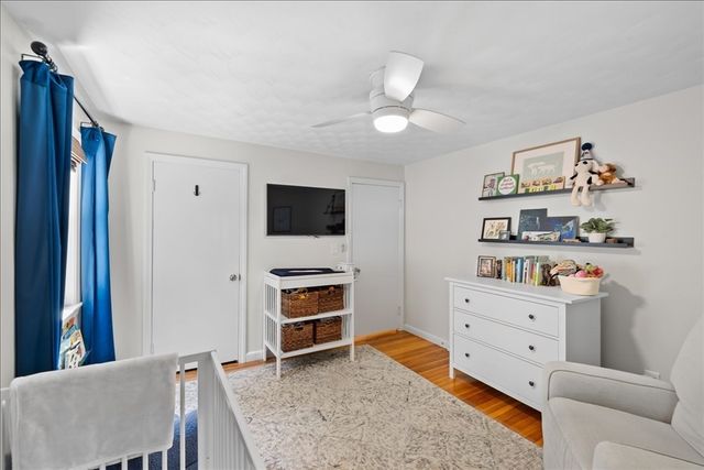 30 Chestnut St, Wrentham, MA 02093