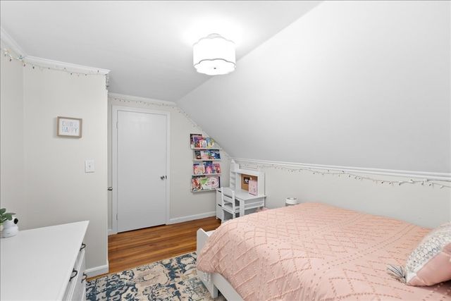 30 Chestnut St, Wrentham, MA 02093