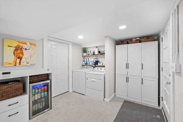 30 Chestnut St, Wrentham, MA 02093