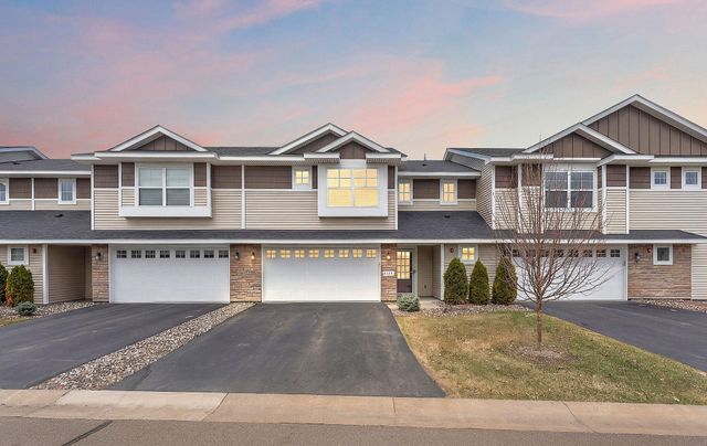 2135 Bay Drive, Lino Lakes, MN 55038