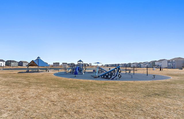 2135 Bay Drive, Lino Lakes, MN 55038