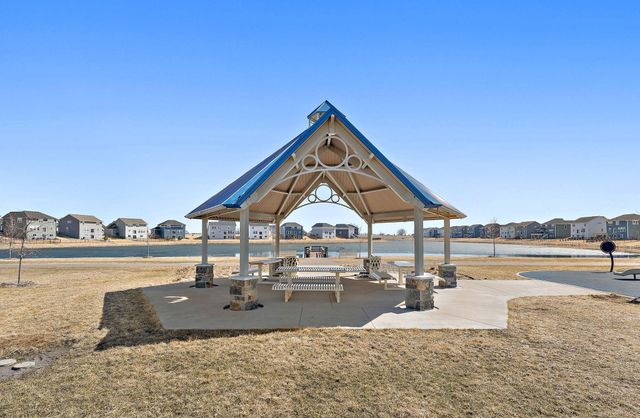 2135 Bay Drive, Lino Lakes, MN 55038