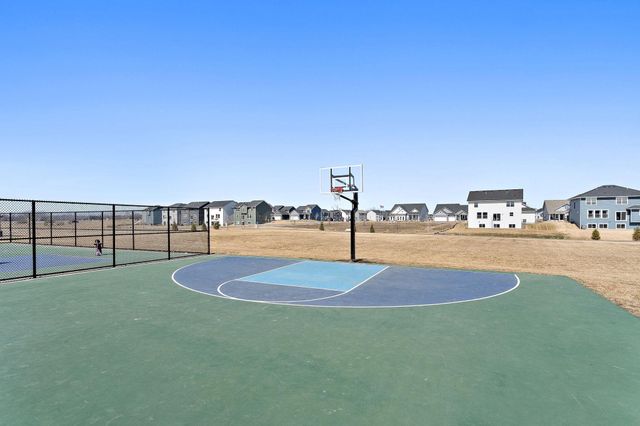 2135 Bay Drive, Lino Lakes, MN 55038