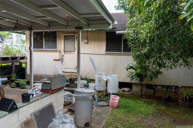 2521 Waiomao Road A, Honolulu, HI 96816