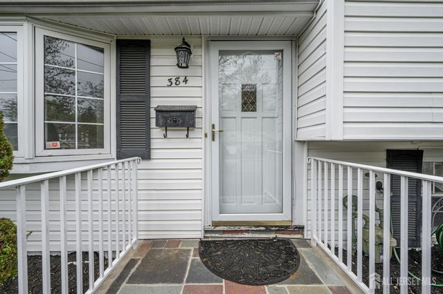 384 Maplewood Avenue, Colonia, NJ 07067