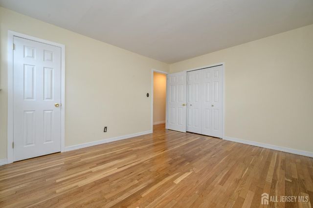 384 Maplewood Avenue, Colonia, NJ 07067