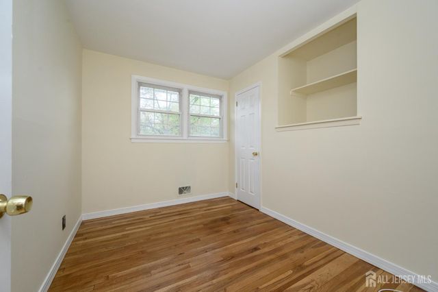 384 Maplewood Avenue, Colonia, NJ 07067