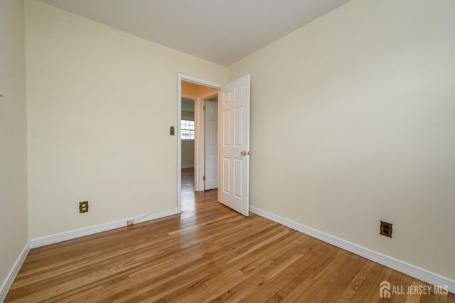 384 Maplewood Avenue, Colonia, NJ 07067